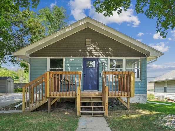 2819 Rollins Ave, Des Moines, IA 50312