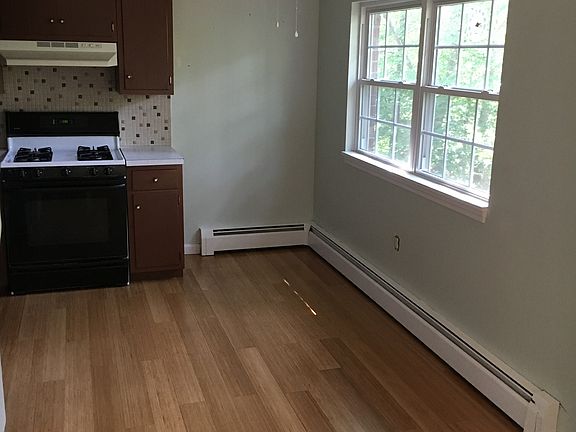 4th image of 52 Farrwood Ave APT 5