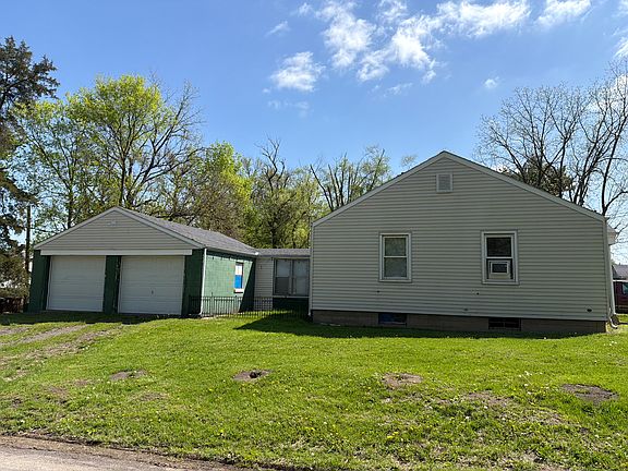 4th image of 2217 W Wiswall St