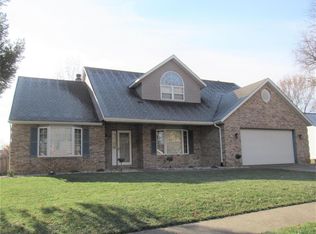 1325 Pepperidge Dr, O Fallon, IL 62269