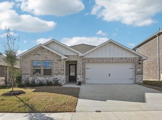 2130 Mustang Way, Seagoville, TX 75159