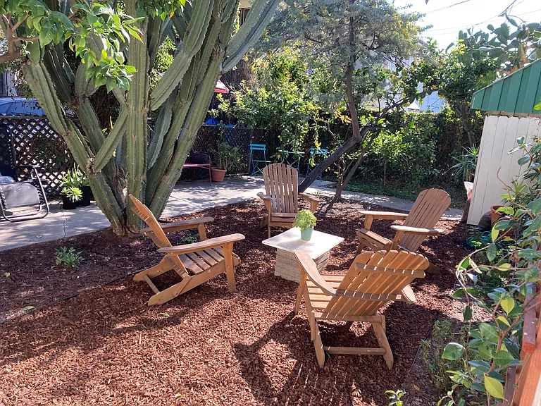 1325 N Orange Dr — Photo 19
