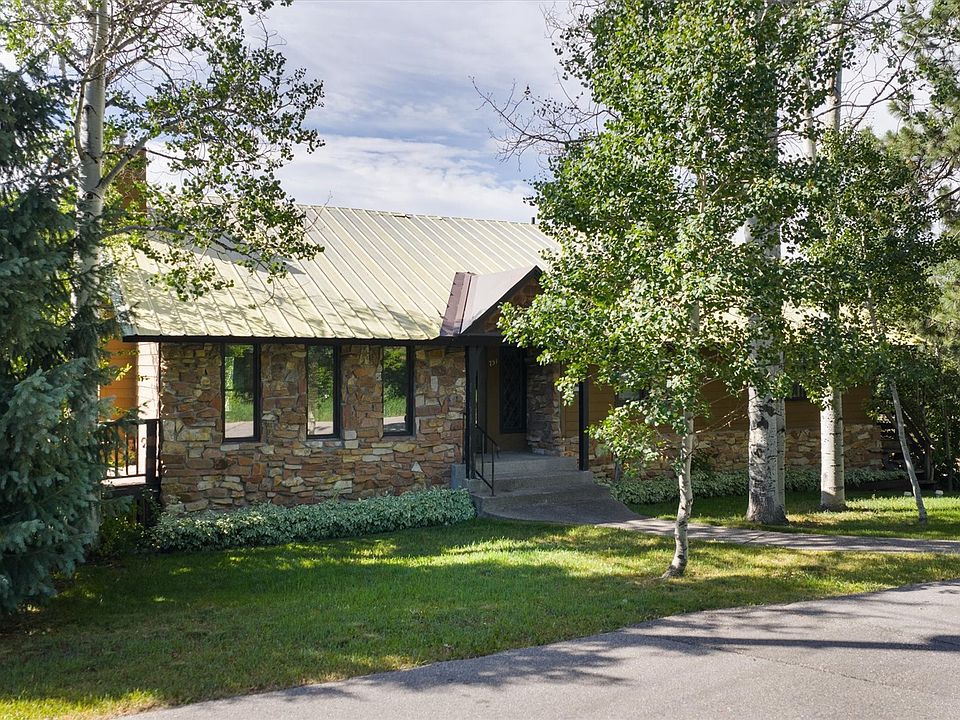 1st image of 751 Princeton Avenue