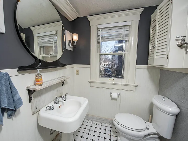 1350 N Washington Ave — Photo 13