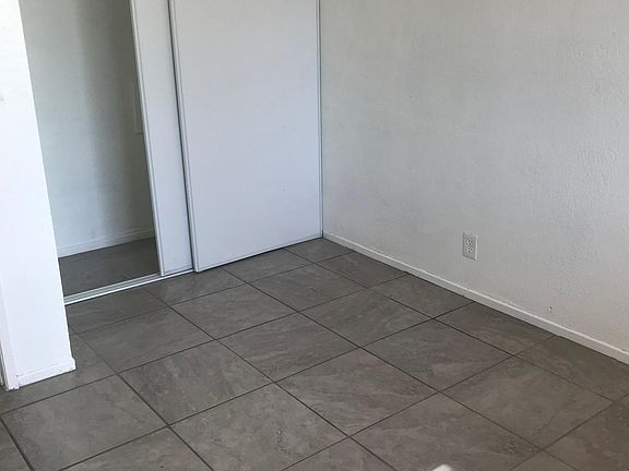 4th image of 66102 1st St #4