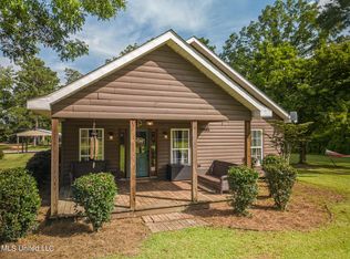 158 Thomas Price Cemetery Rd, Wiggins, MS 39577