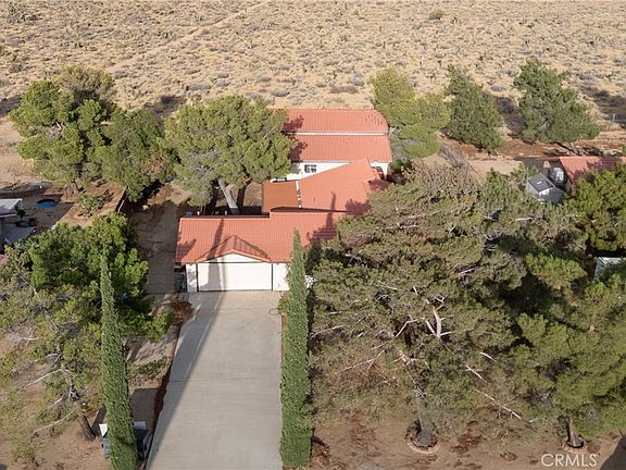2nd image of 8739 Palomar Ave