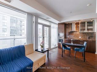 12 York St #1906, Toronto, ON M5J0A9