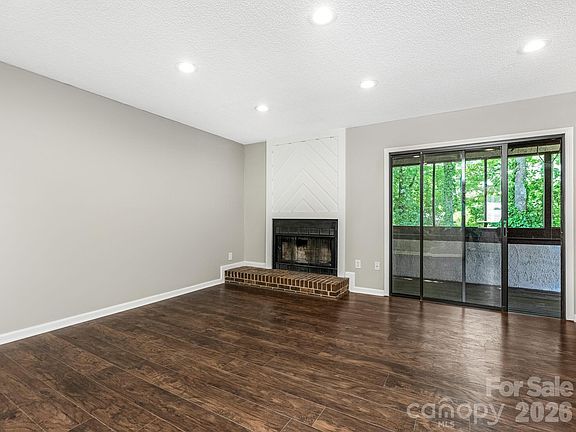 4th image of 7378 Winery Ln