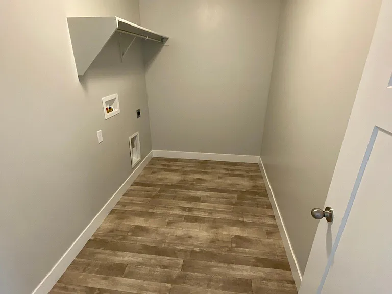 1758 W Stone Gate Dr — Photo 14