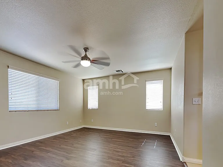 10427 Sweet Juliet St — Photo 12
