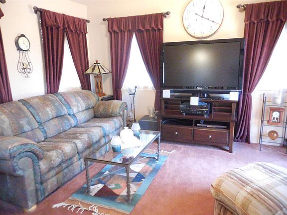 4th image of 310 Peninsula Dr #19
