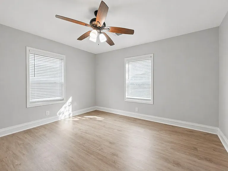 3823 Florinda St — Photo 23