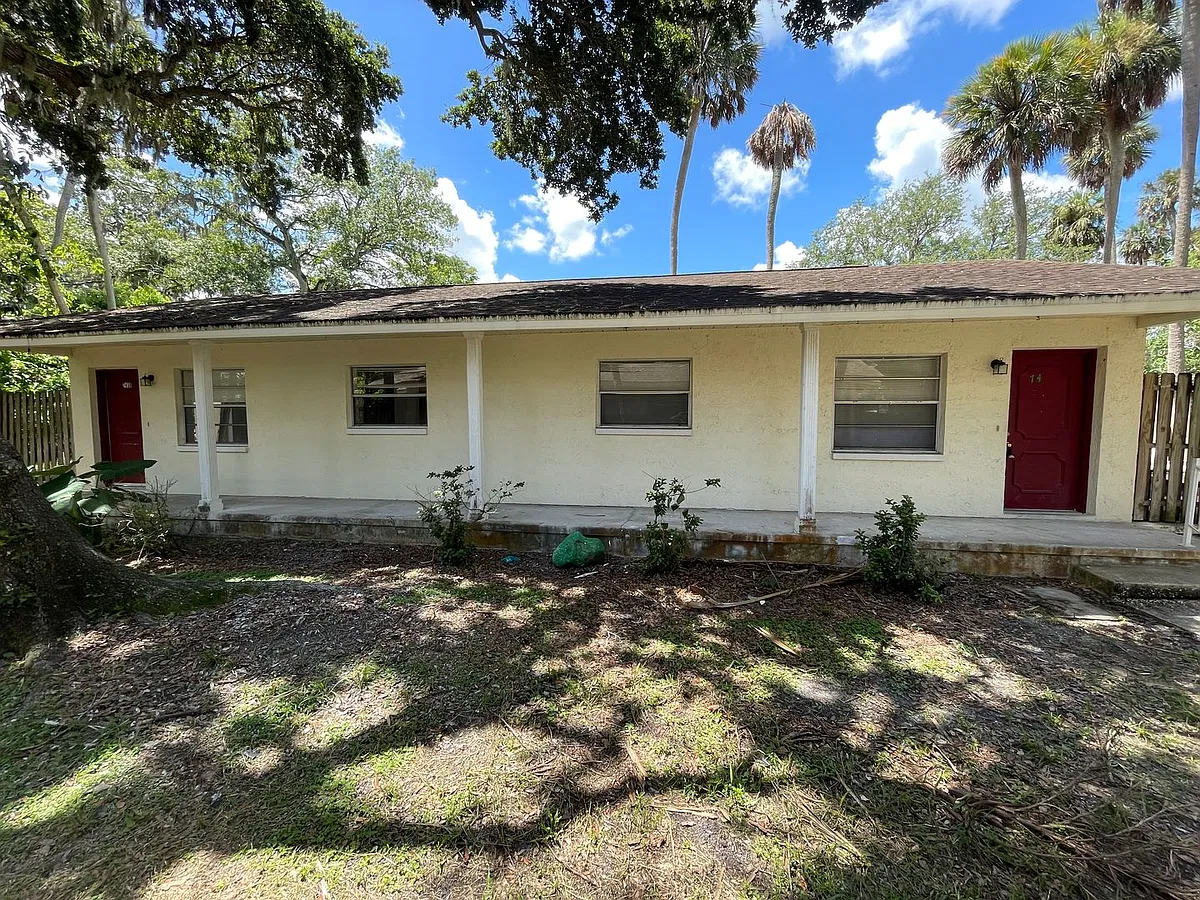 Building Photo - 7434 Chapel Ave