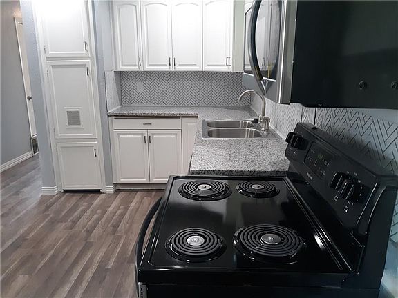 5th image of 5320 Townsend Dr