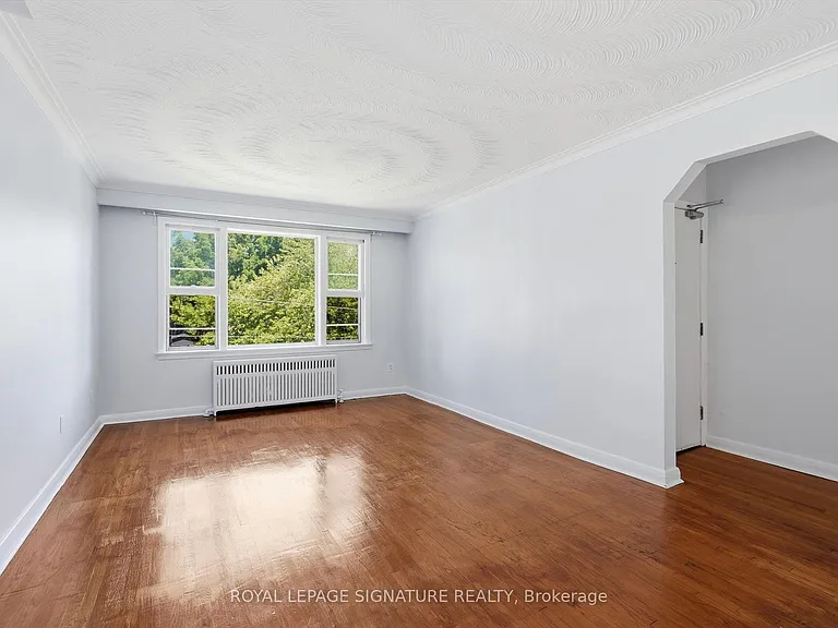 46 Albert Ave #5 — Photo 7