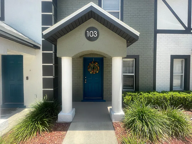 Village Park Townhomes | 2 & 3 Bedroom Apartments in Lady Lake, FL — Photo 39