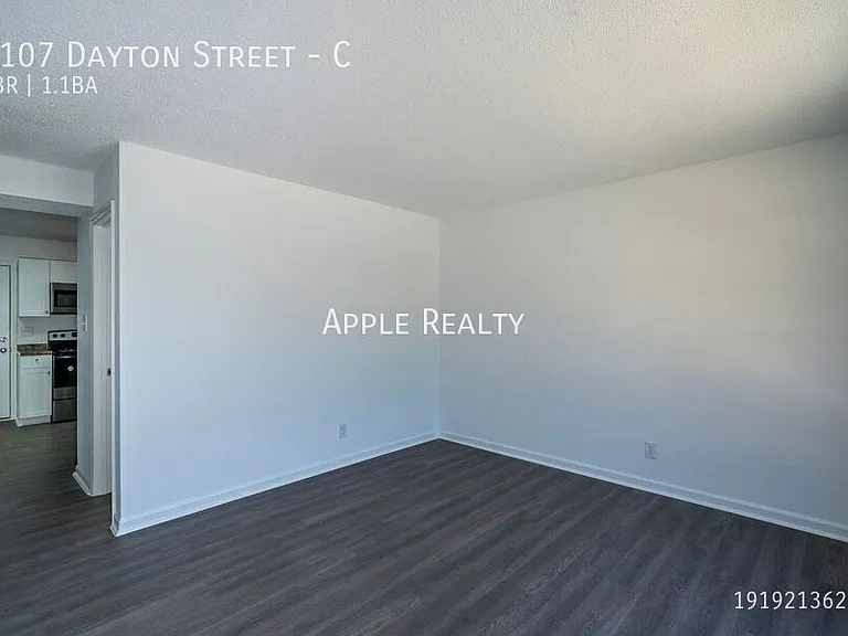 1107 Dayton St #C — Photo 11