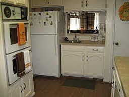 5th image of 16418 Havenhurst Dr