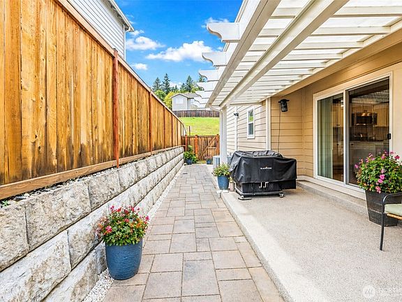 5th image of 3512 Hoffman Hill Boulevard