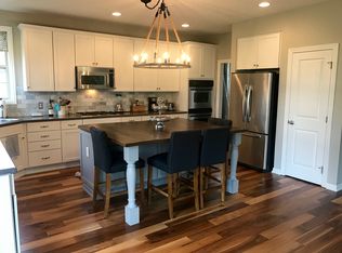 5647 Bayside Ridge Dr, Galena, OH 43021