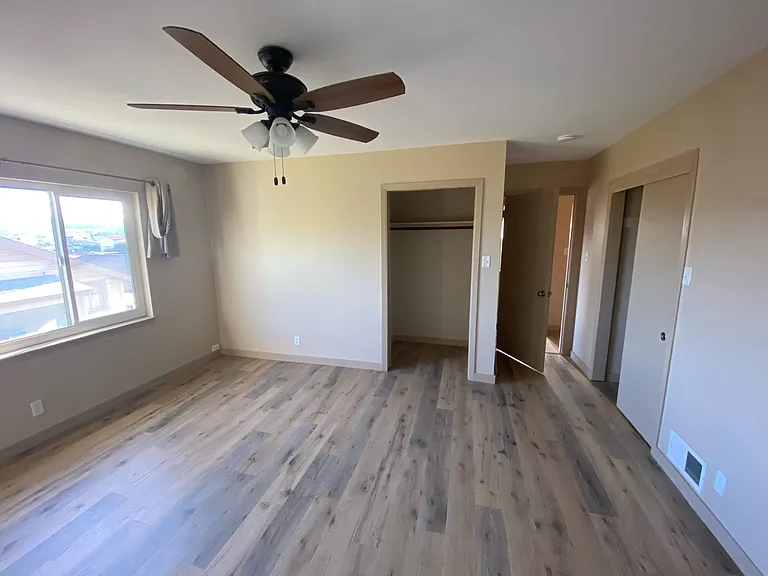 561 Miller Ave — Photo 2