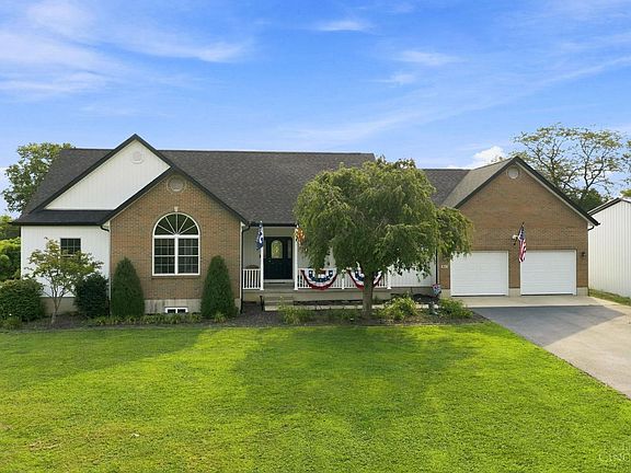 2nd image of 62 Kings Ct