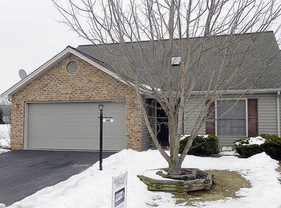 2nd image of 141 Sequoia Ct