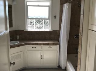 302 W 107th St #A, Los Angeles, CA 90003