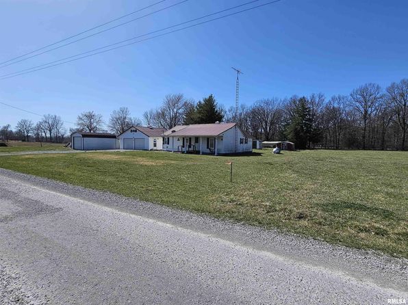 17061 N Fairdrive Ln, Woodlawn, IL 62898