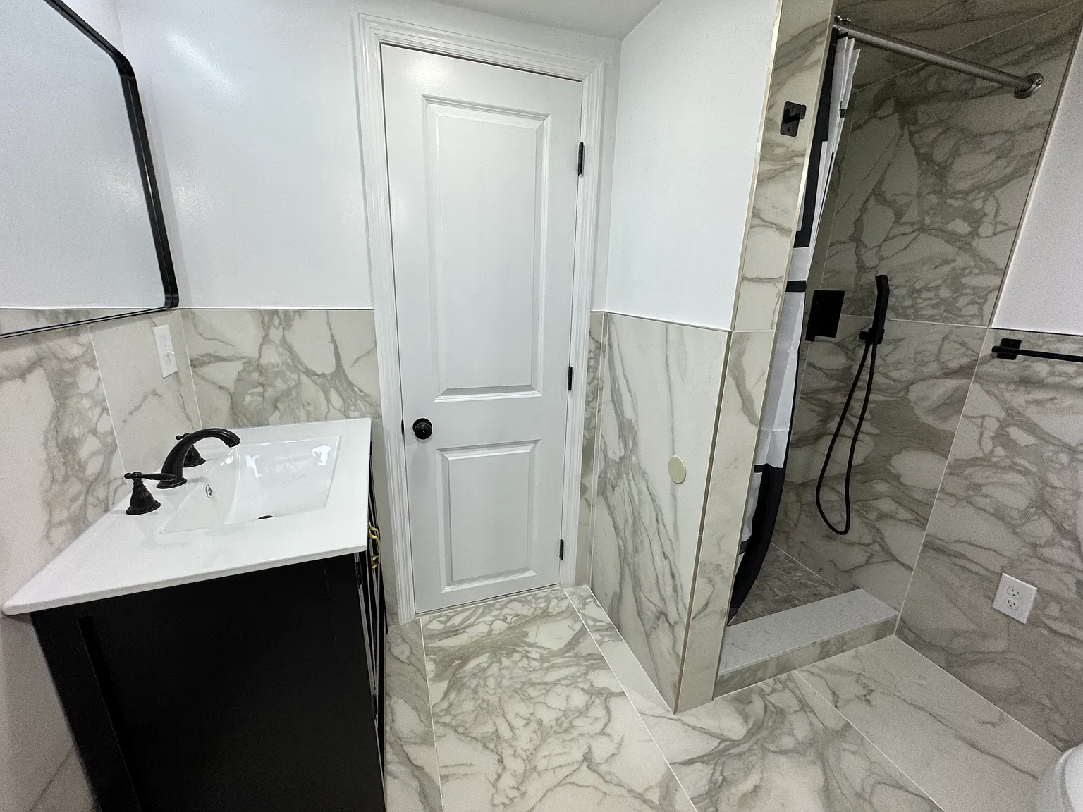 3 bed, $2,850 — Photo 2