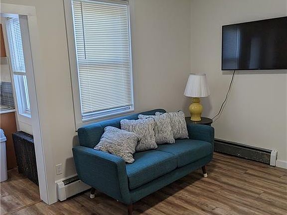 3rd image of 37 Ann St #1