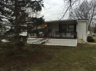 27549 Moulon Rouge Dr, Romulus, MI 48174