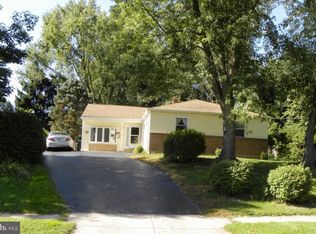 2540 Larkin Rd, Upper Chichester, PA 19061