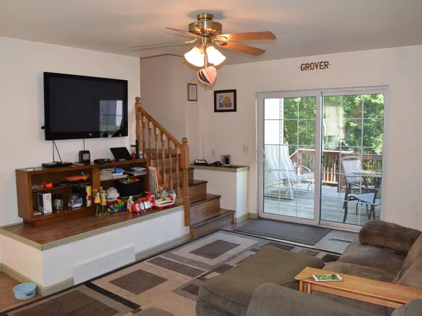 210 Breckenridge St, Mayville, WI 53050