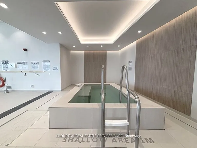 3 Concord Cityplace Way #Penthouse 8105 — Photo 8