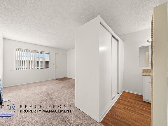 4th image of 14111 Cordary Ave APT 201