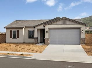 30561 Sierra Linda Dr, Winchester, CA 92596