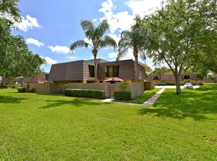 110 1st Ct, Palm Beach Gardens, FL 33410