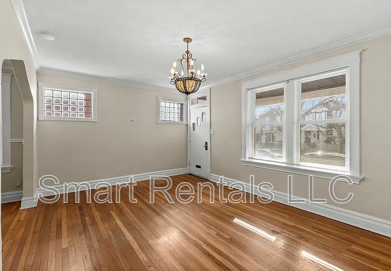 5065 Lindenwood Ave #1F — Photo 3