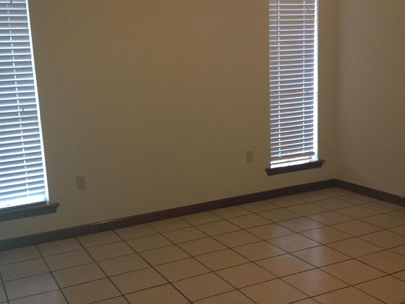 4th image of 32412 Granite Cove Pl APT 5