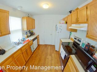 1618 Pierre St, Manhattan, KS 66502