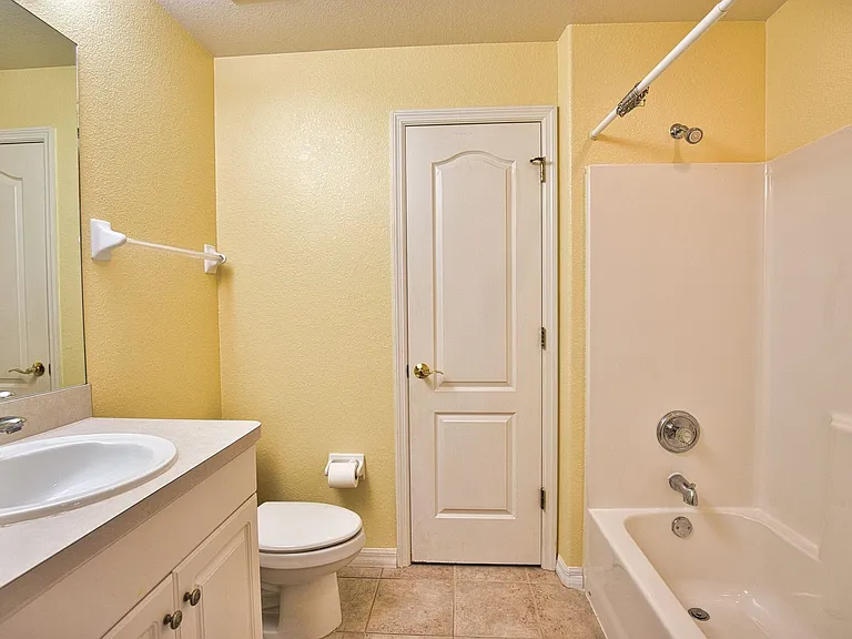 150 L Pavia Blvd #32 — Photo 26