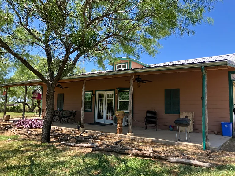 172 W Flag Creek Ranch Rd #A — Photo 8