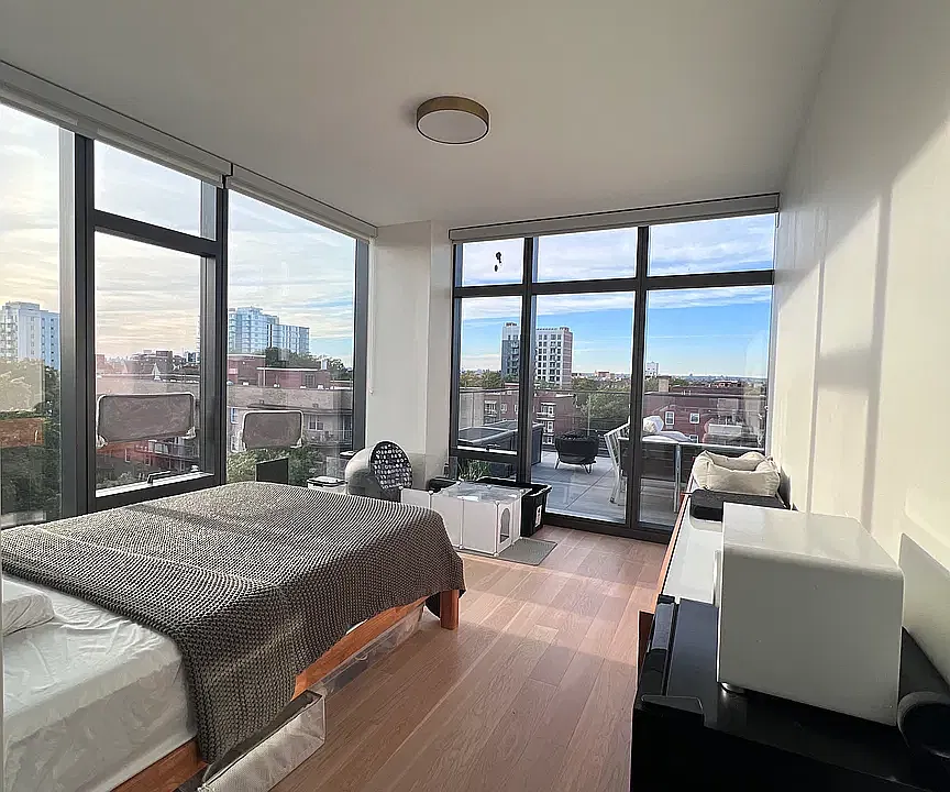 38-20 Parsons Blvd #721