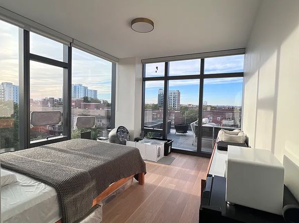 38-20 Parsons Blvd #721