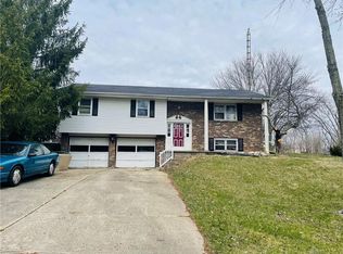 812 Arrowhead Dr, Sidney, OH 45365