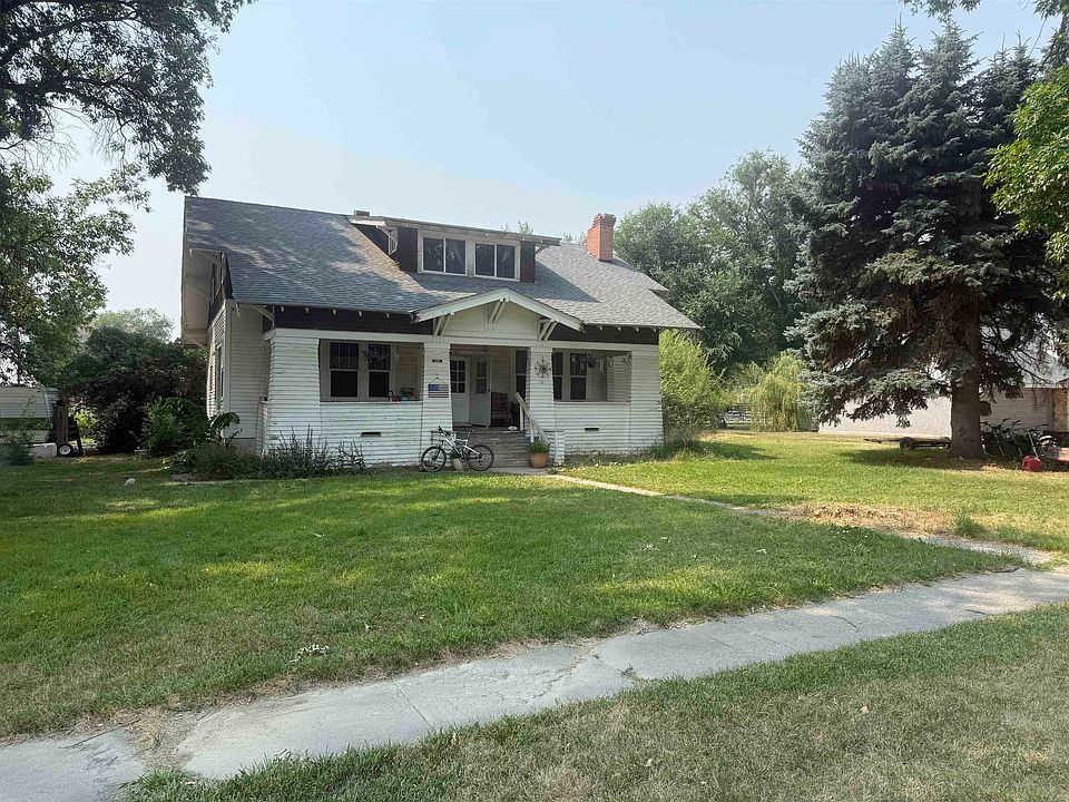 1st image of 94 S 1st St W
