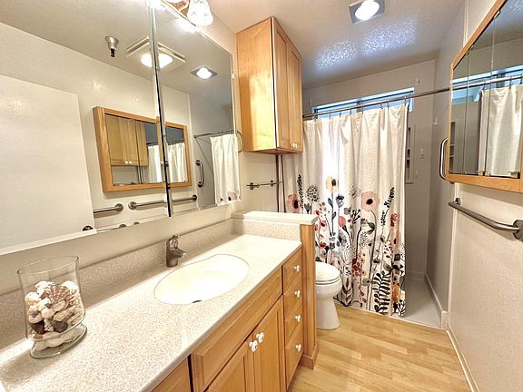 5th image of 209 Vista Prieta Ct #209