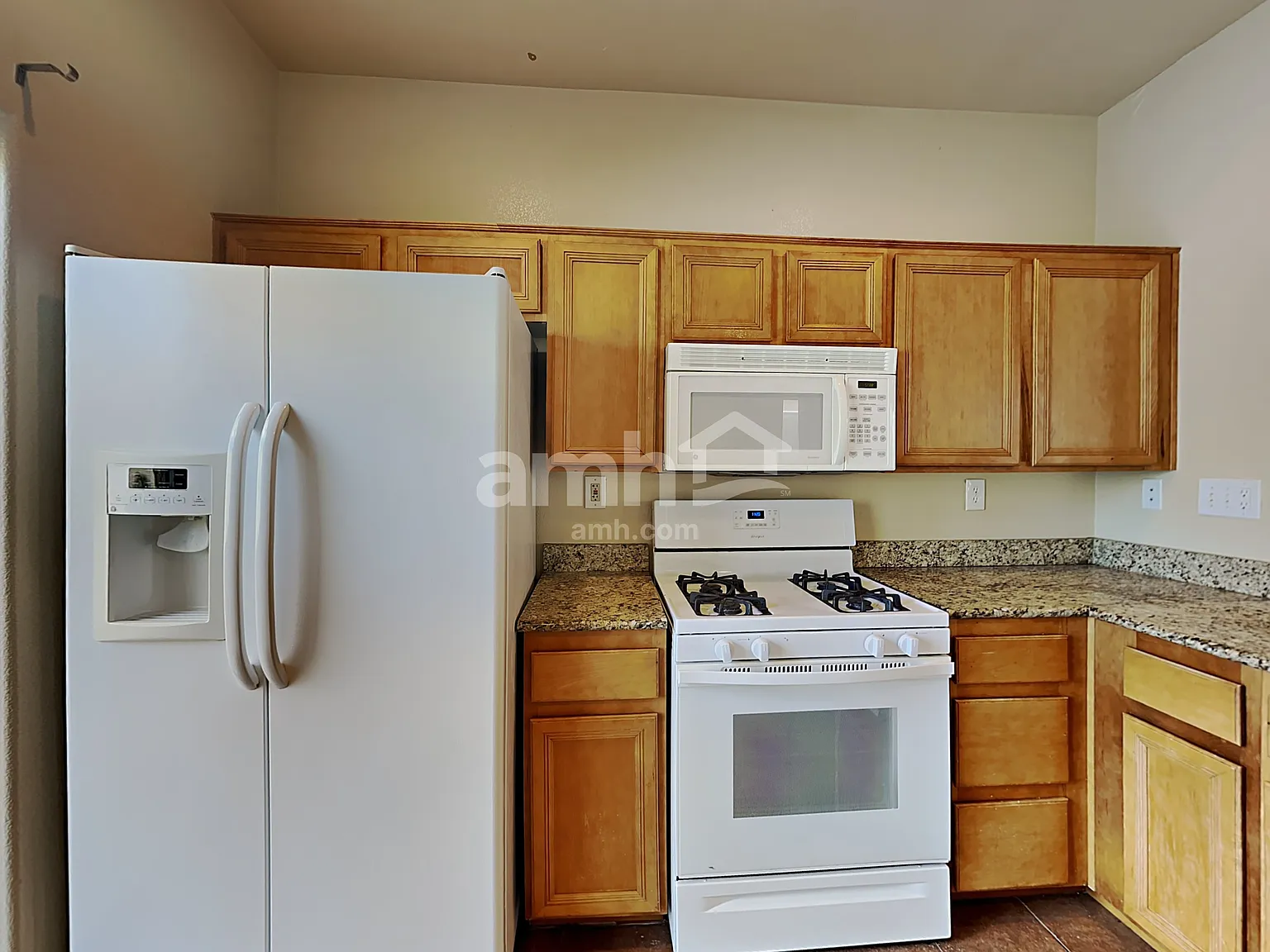 4 bed, 3.5 bath, 2178 sqft, $2,315 — Photo 3